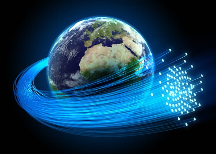 Analyzing global internet patterns
